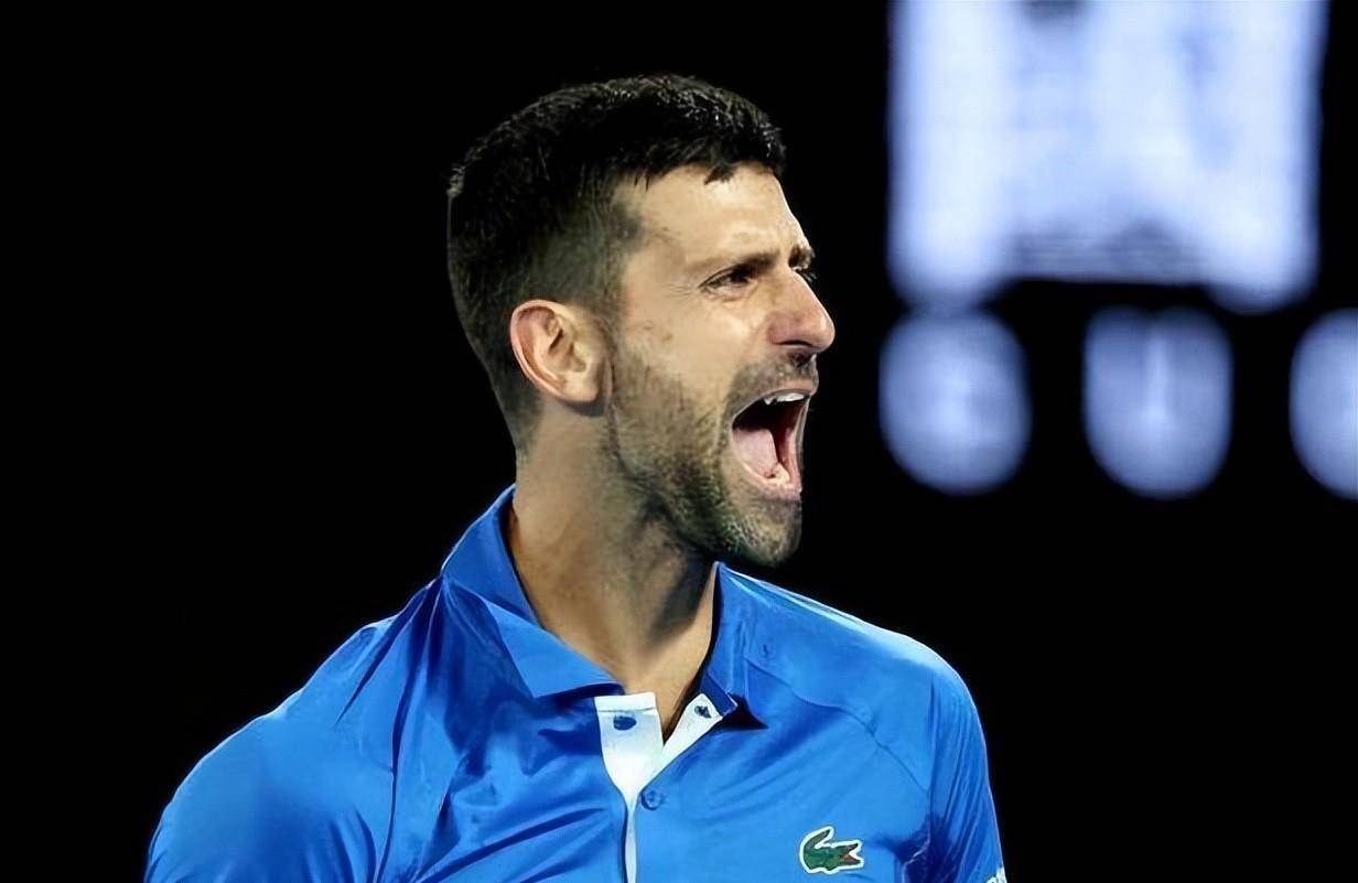 开云体育-德约科维奇在勇士比赛中出色防守，败北引发热议！赛场气氛高涨-开云体育