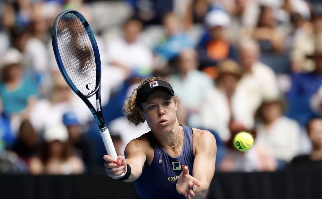 开云-比赛局势复杂引爆全场！，Uzi意外战胜塞尔维亚队引发球迷热议-开云