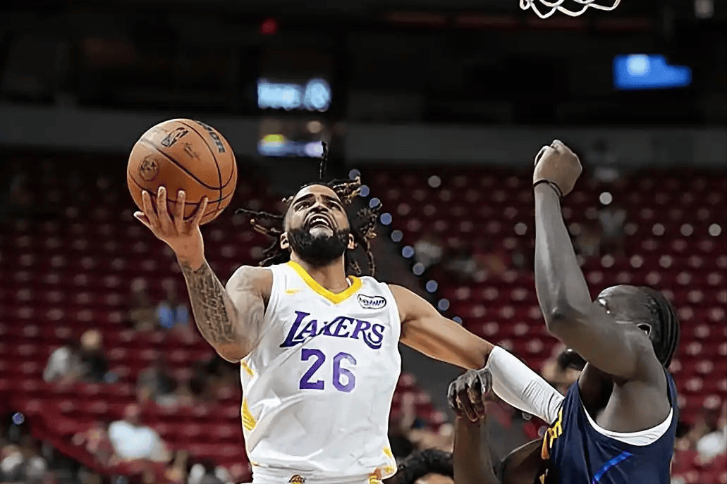 开云中国-NBA常规赛关键时刻再迎强敌，斯图加特复出首秀，主帅态度——目标明确，赛程密集仍需轮换-开云中国